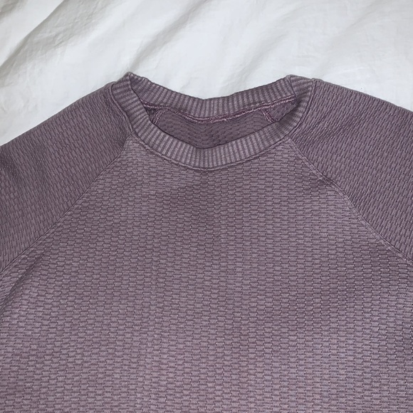 Lululemon top for $28, in size 6 - Picture 3 of 4